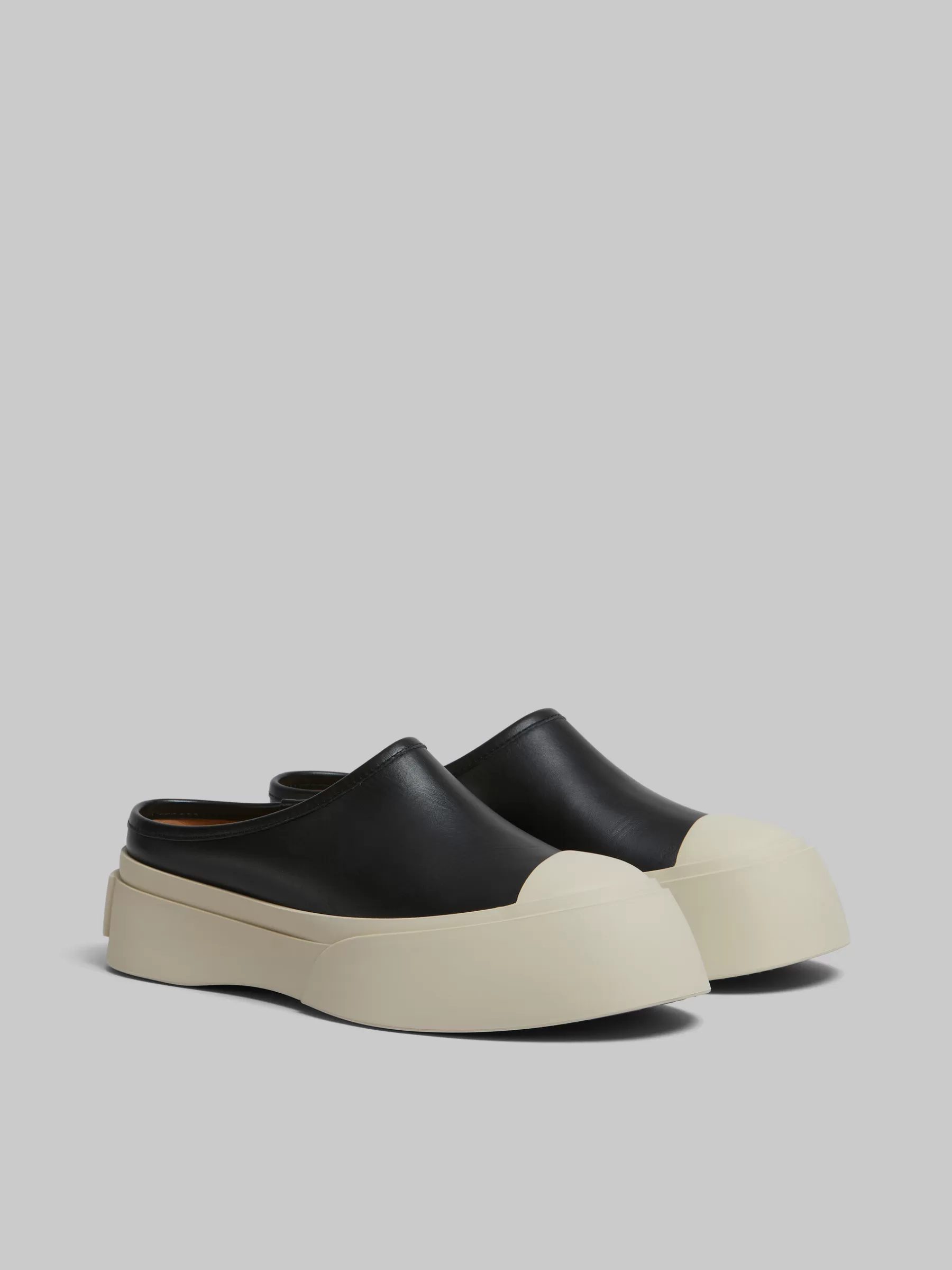 Marni Leather Pablo Sabot BLACK Outlet