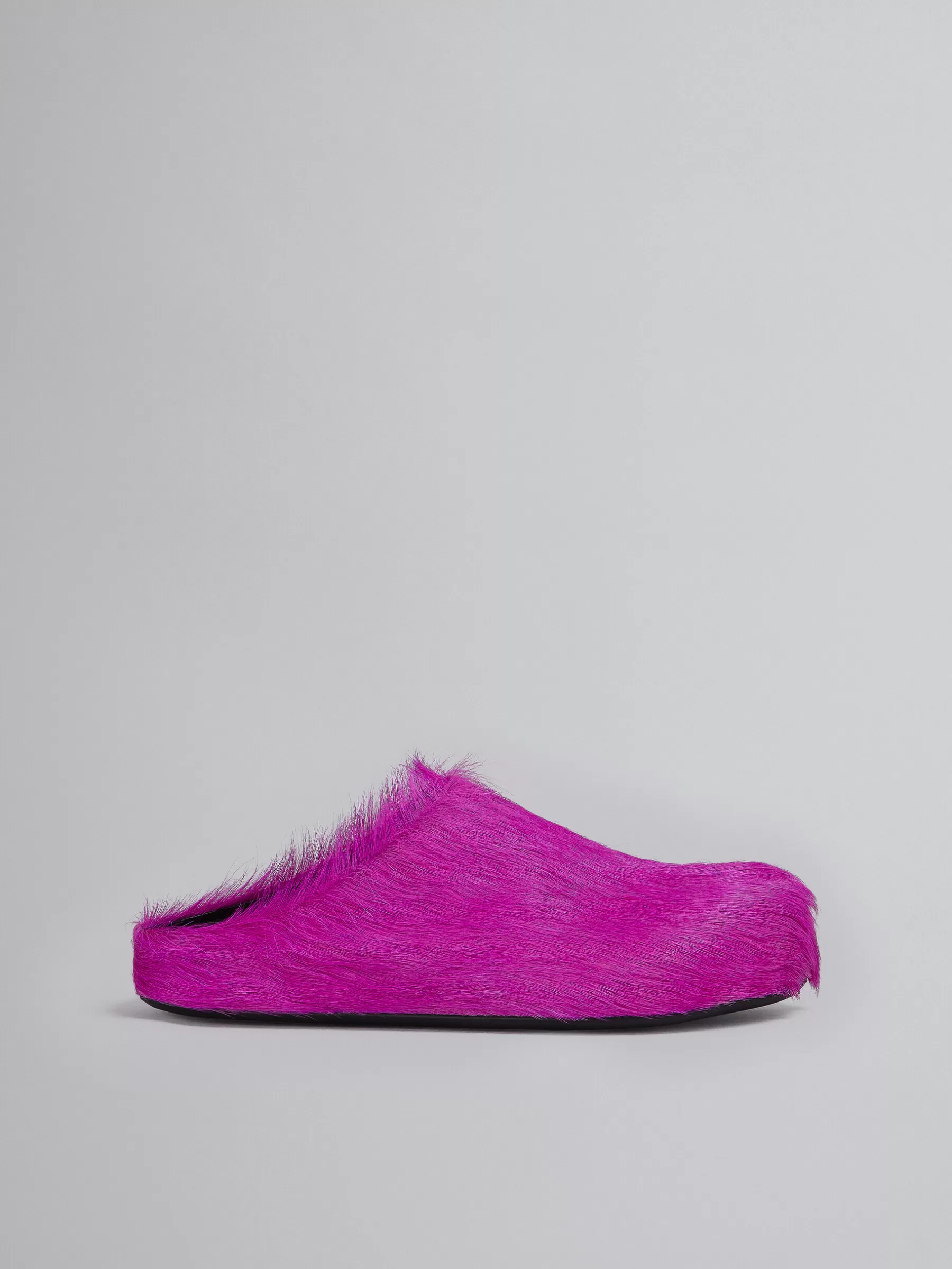 Marni Long-hair Calfskin Fussbett Sabot FUCHSIA New