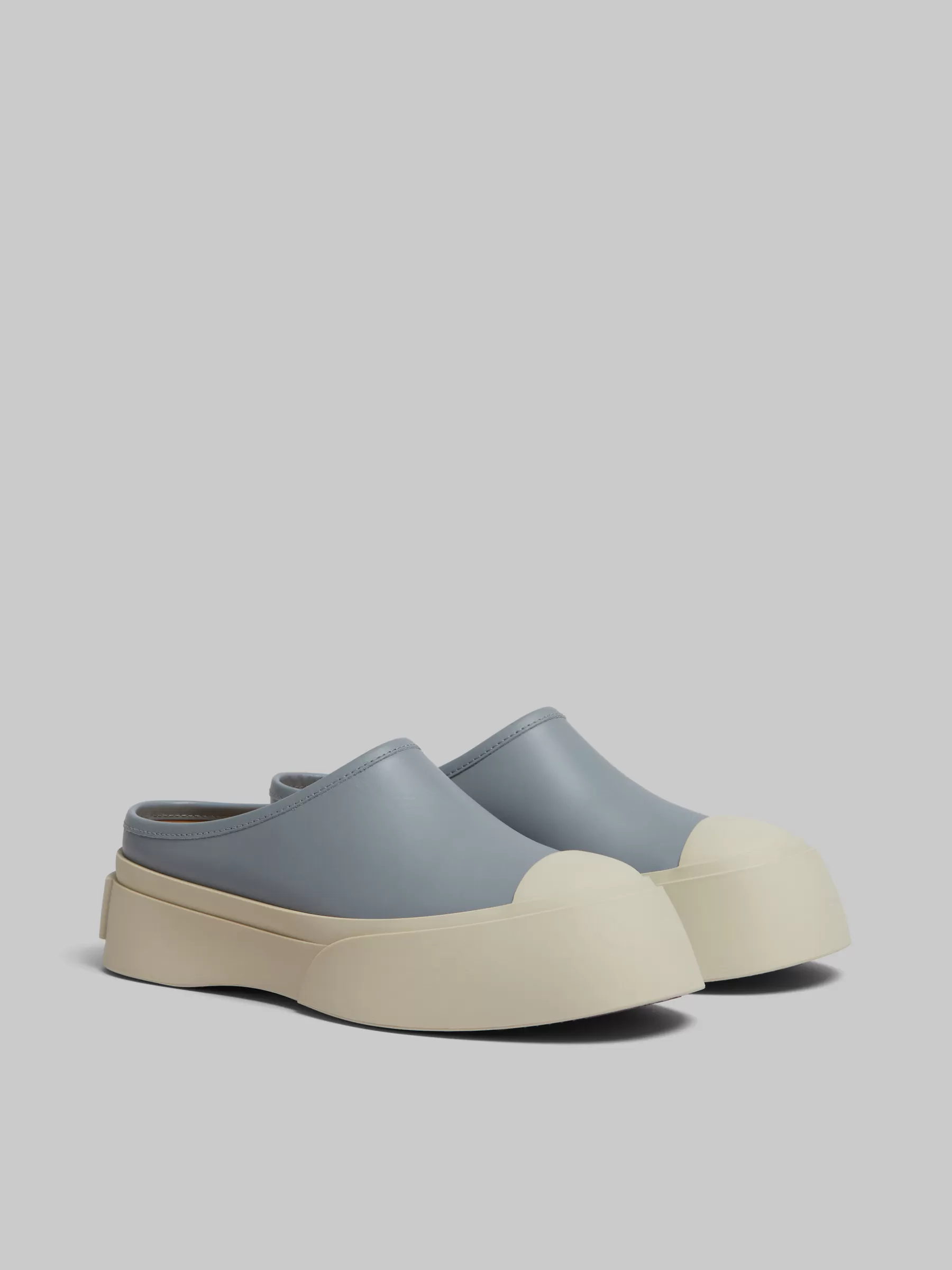 Marni Grey Leather Pablo Sabot DOLPHIN Fashion